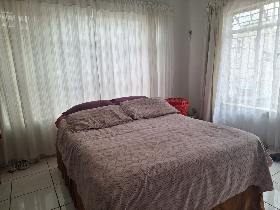 5 Bedroom Property for Sale in Mohadin North West